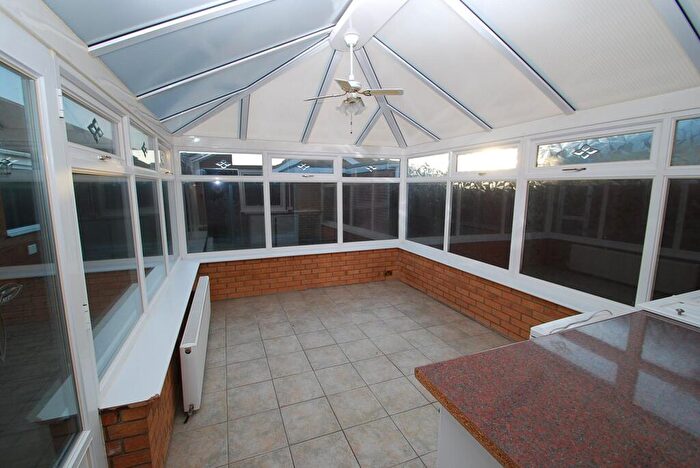 3 Bedroom Bungalow To Rent In St Vincent Close, Skegness, PE25