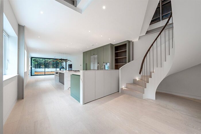 5 Bedroom Detached House To Rent In Elsworthy Rise, Primrose Hill, NW3
