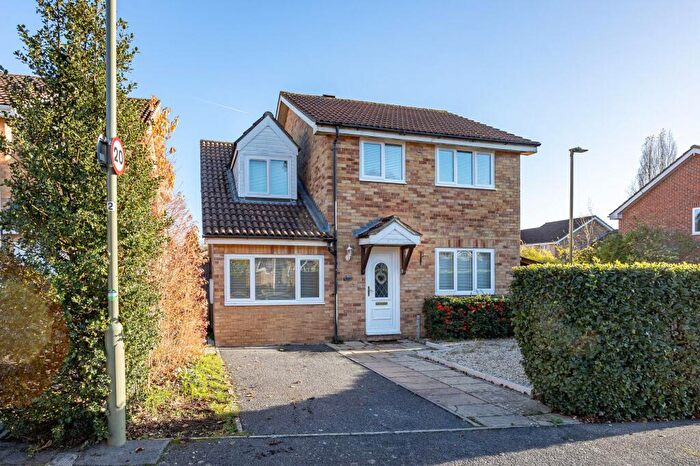 4 Bedroom Detached House For Sale In Bushy Close, Oxford, OX2