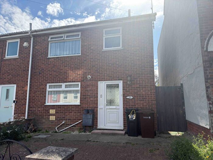 3 Bedroom Semi-Detached House To Rent In Harwich, CO12