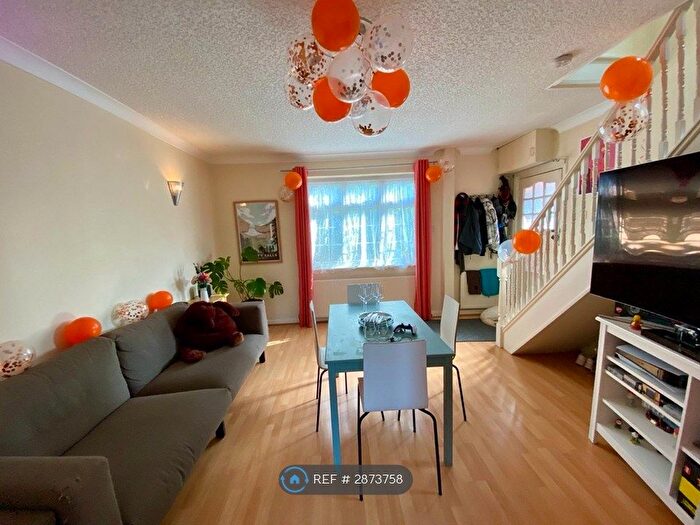 2 Bedroom End Terrace House To Rent In Hesperus Crescent, London, E14