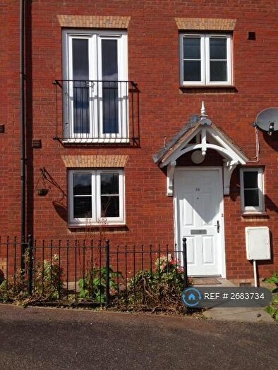 4 Bedroom Terraced House To Rent In Bishops Drive, Crediton, EX17