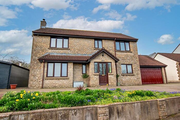 4 Bedroom Detached House For Sale In Langfords Lane, High Littleton, Bristol, BS39