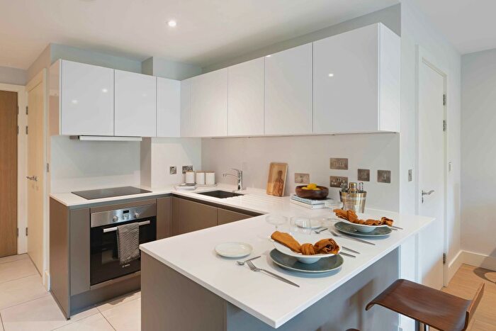Studio To Rent In Clay, Dakota Amp; Montana, Wembley, HA9