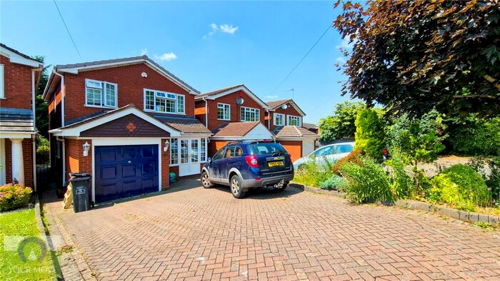 4 Bedroom Detached House To Rent In County Park Avenue, Halesowen, West Midlands, B62