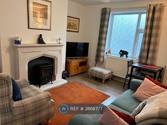3 Bedroom Semi-detached House To Rent In Weston Road, Stafford, ST16