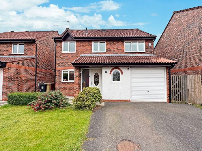 5 Bedroom Detached House For Sale In Washburn Close, Westhoughton, BL5