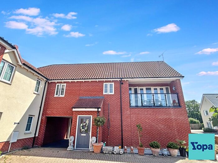 1 Bedroom Apartment For Sale In Sandy Crescent, Southend-on-sea, SS3