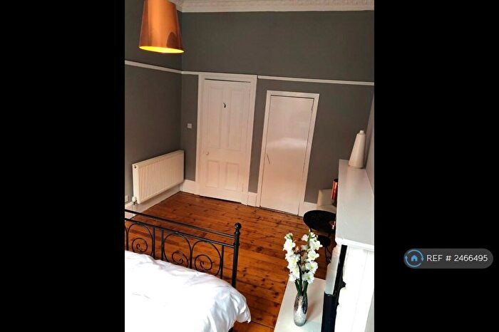 1 Bedroom Flat To Rent In Byres Road, Glasgow, G11