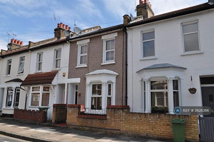 3 Bedroom Terraced House To Rent In Glenavon Road, London, E15