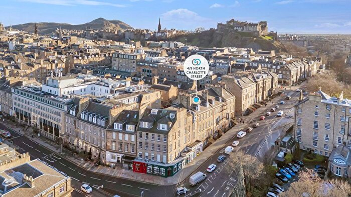 3 Bedroom Flat For Sale In / North Charlotte Street, Edinburgh, EH2