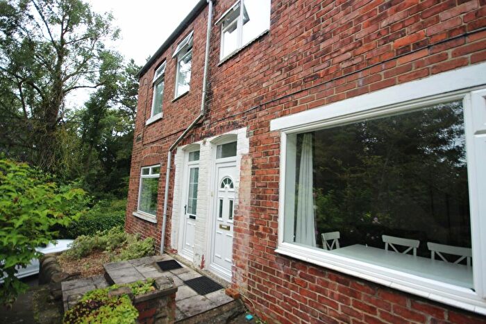 4 Bedroom House To Rent In Grays Terrace (L), DH1