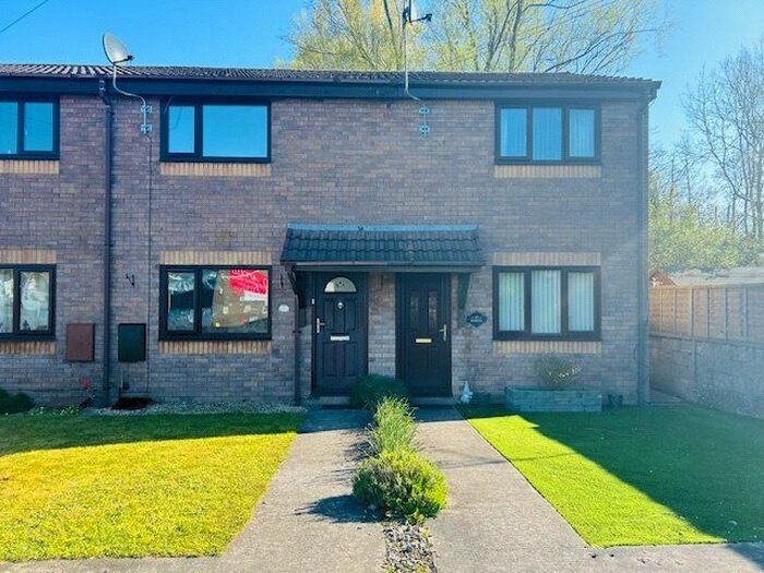 2 Bedroom Terraced House To Rent In Heol Persondy, Aberkenfig, CF32
