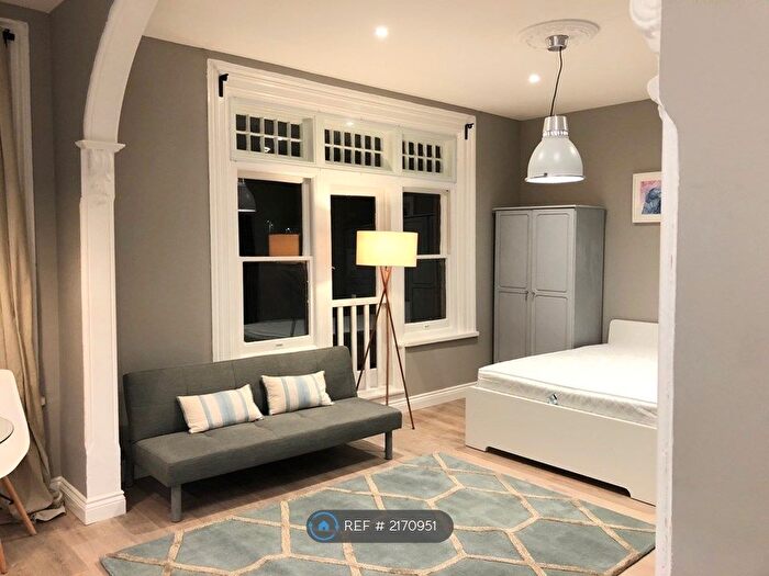 1 Bedroom Flat To Rent In Ramilies, Southsea, PO5