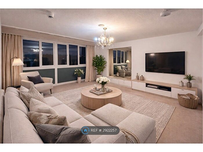 1 Bedroom Flat To Rent In High St, Slough, SL3