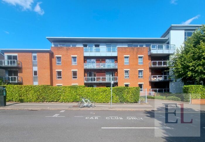 2 Bedroom Flat To Rent In Warwick House, Worple Road, Wimbledon, London, SW19