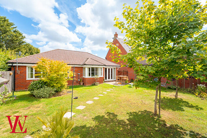 3 Bedroom Bungalow For Sale In Speller Way, Little Canfield, Dunmow, Essex, CM6