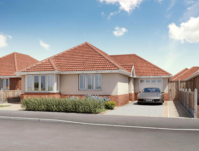 3 Bedroom Detached Bungalow For Sale In José Powell Gardens, Thorpe Le Soken, CO16