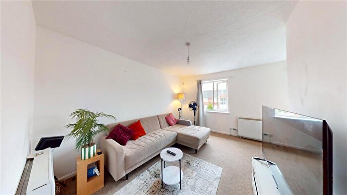 2 Bedroom Apartment To Rent In Blackburn Street, Salford, M3