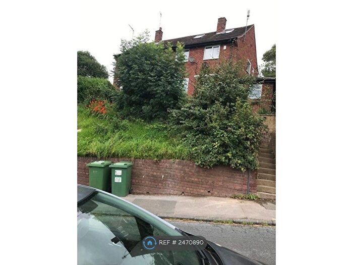 2 Bedroom Semi-Detached House To Rent In Lincombe Rise, Leeds, LS8