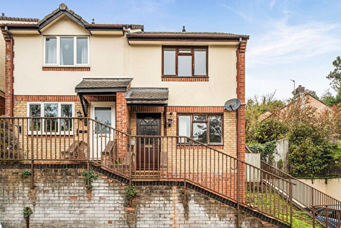 2 Bedroom End Of Terrace House For Sale In Meadow Halt, Newton Abbot, TQ12