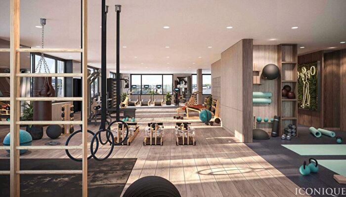 2 Bedroom Flat For Sale In Chalk Farm Road, London, NW1