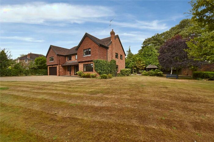 5 Bedroom Detached House To Rent In Mill Lane, Hurley, Maidenhead, Berkshire, SL6