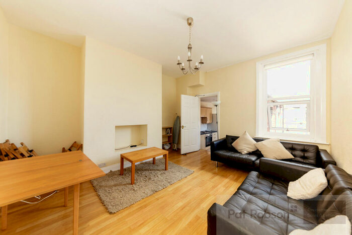 5 Bedroom Property To Rent In Hazelwood Avenue, Jesmond, Newcastle Upon Tyne, NE2