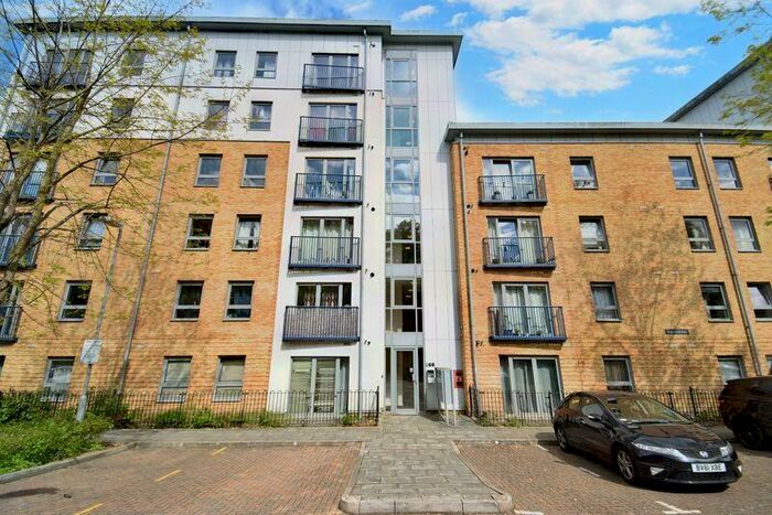 2 Bedroom Flat To Rent In Priestley Road, Basingstoke, RG24