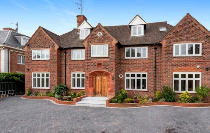 8 Bedroom House To Rent In The Bishops Avenue, Hampstead, London, N2