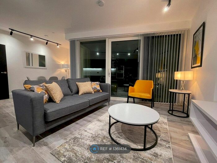 1 Bedroom Flat To Rent In Portal Way, London, W3