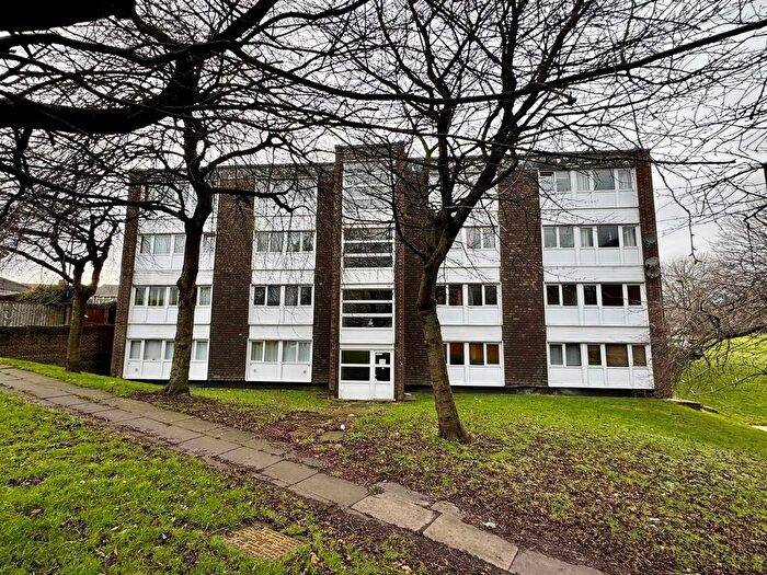 2 Bedroom Flat For Sale In Edgmond Court, Sunderland, SR2