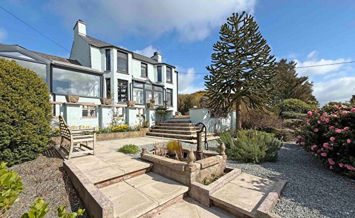 4 Bedroom Detached House For Sale In Gwalchmai, Holyhead, Isle Of Anglesey, LL65