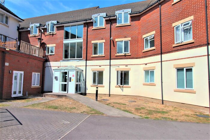 2 Bedroom Flat To Rent In Forton Road, Gosport, PO12