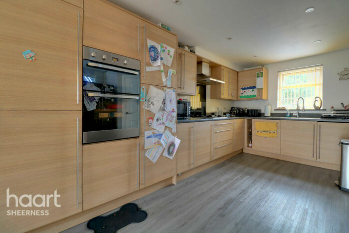 5 Bedroom Town House For Sale In Nettle Way, Minster On Sea, ME12