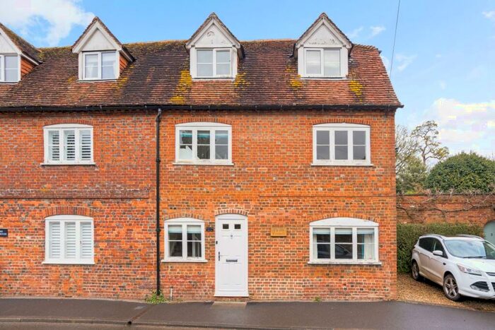 3 Bedroom Semi-Detached House To Rent In Back Lane Ramsbury, SN8
