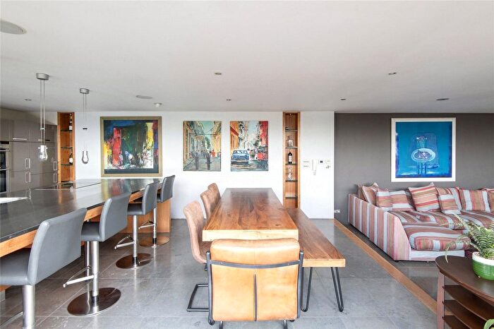 3 Bedroom Flat To Rent In All Saints Road, Notting Hill, W11