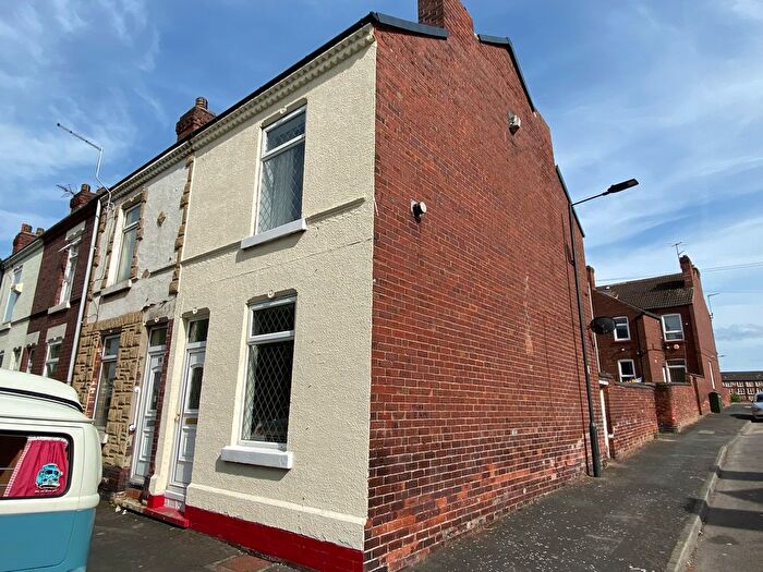 2 Bedroom End Of Terrace House To Rent In Orchard Street, Doncaster, DN4