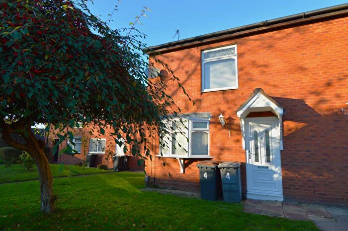 2 Bedroom Terraced House To Rent In Ford Street, Nuneaton, CV10