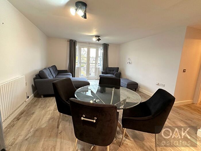 2 Bedroom Flat To Rent In Heath Park Road, Heath Park, Romford, RM2