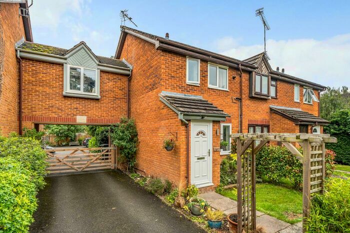 3 Bedroom End Of Terrace House For Sale In Leominster, Herefordshire, HR6