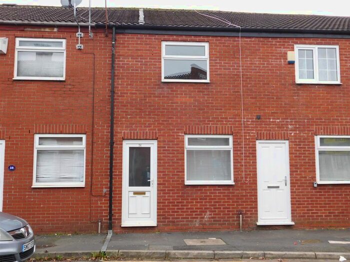 3 Bedroom Terraced House To Rent In Old Road, Failsworth, Manchester M35