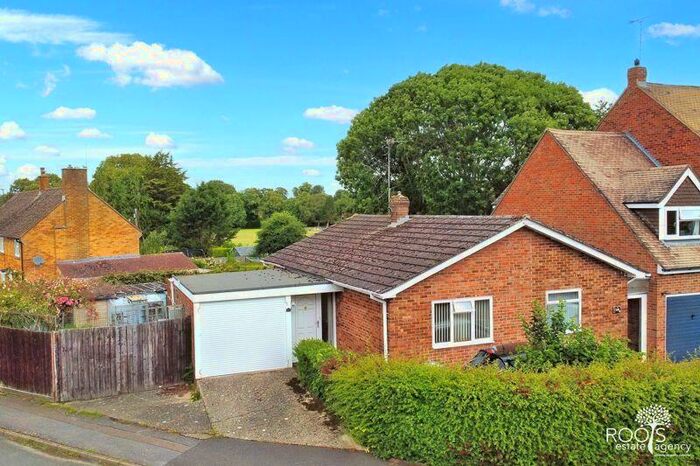 2 Bedroom Detached Bungalow For Sale In Burrell Road, Compton, RG20