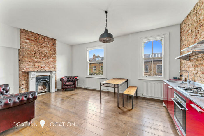 2 Bedroom Flat To Rent In Cricketfield Road, E5