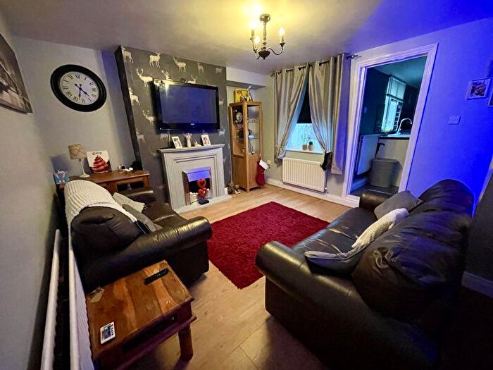 2 Bedroom Chalet For Sale In South View Terrace, Houghton Le Spring, DH4