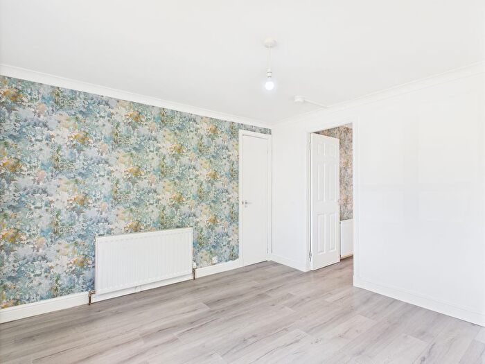 1 Bedroom Flat For Sale In Parkhouse Road, Glasgow, G53