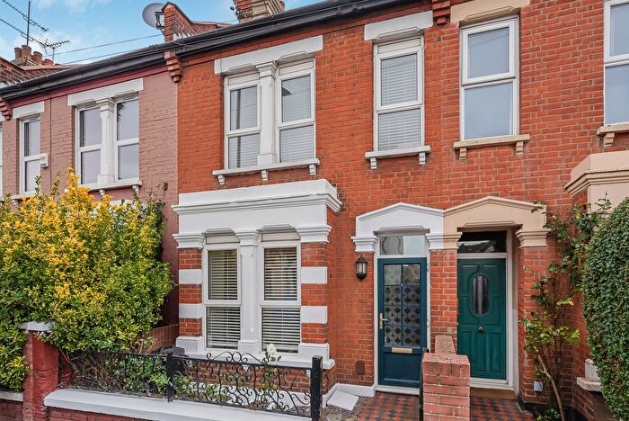 2 Bedroom Terraced House For Sale In North Avenue, Southchurch Village, SS2