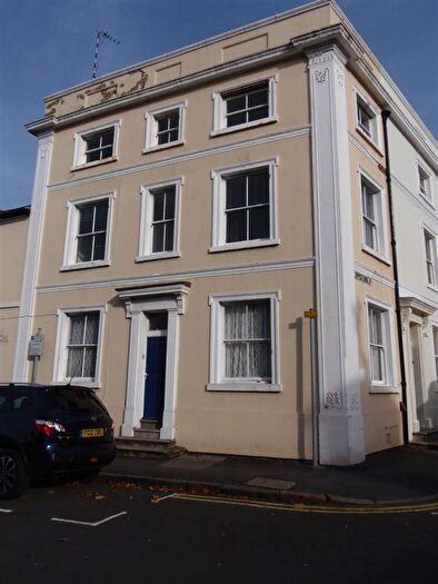 2 Bedroom Flat To Rent In Tower Street, Leicester, Leicestershire, LE1