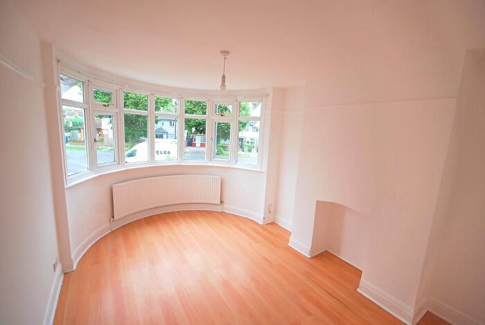 3 Bedroom Terraced House To Rent In Kings Road, Harrow, HA2