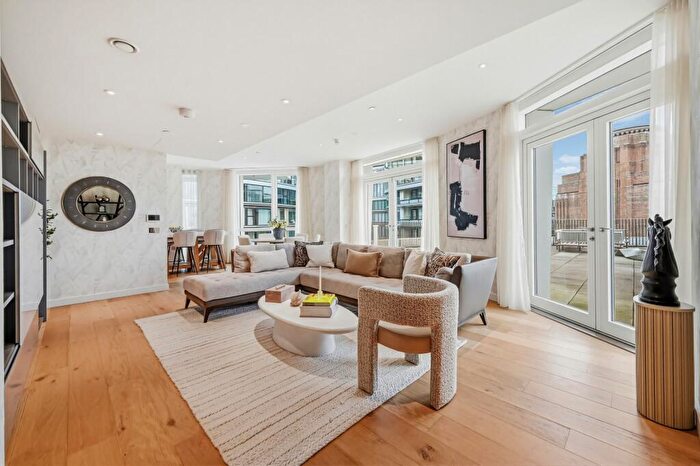 3 Bedroom Apartment To Rent In Wilshire House, Battersea Power Station, London, SW11